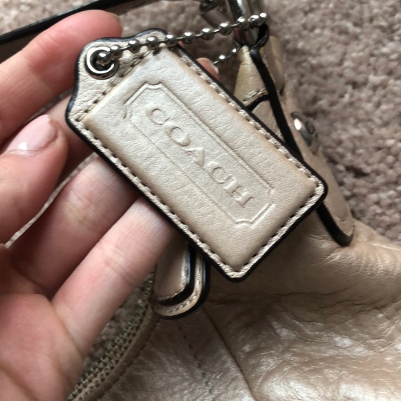 {Coach} champagne leather tote bag - Picture 3 of 7